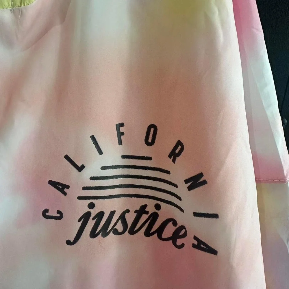 Justice bring splash